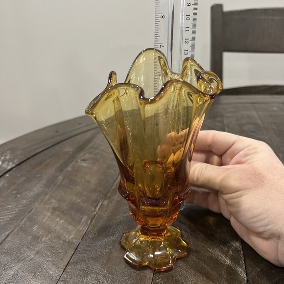 Vintage Fenton Glass‎ Amber CA Valencia Handkerchief 7" Vase #8359 - Picture 4 of 4